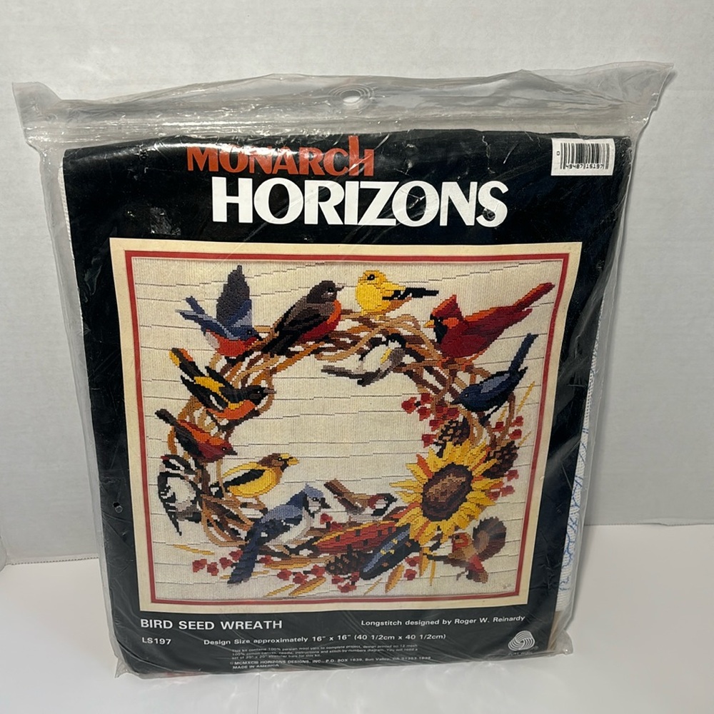 Monarch Horizons Longstitch Bird Seed Wreath Kit LS197 Needlepoint 1993 16”X16”